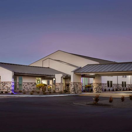 Baymont Inn & Suites Shawnee Luaran gambar