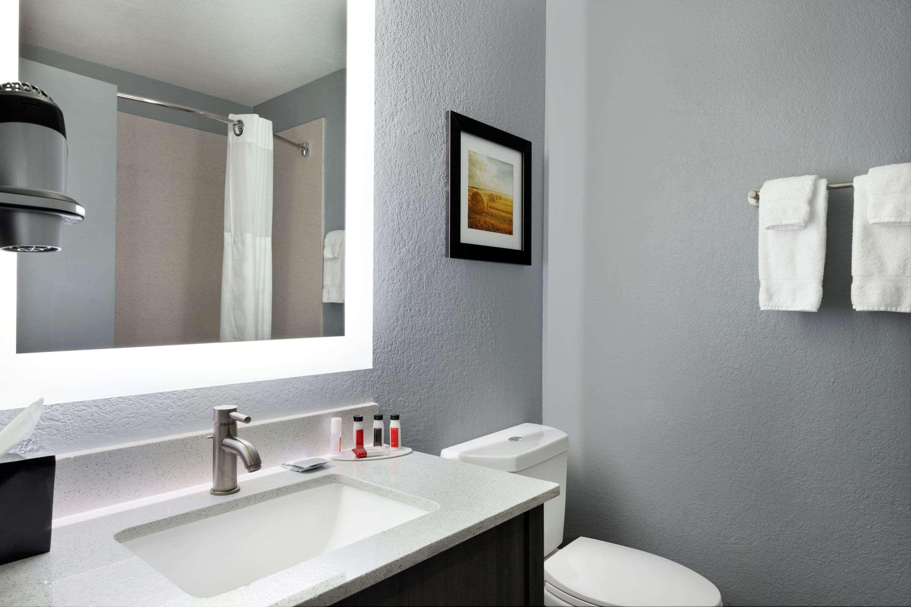 Baymont Inn & Suites Shawnee Luaran gambar