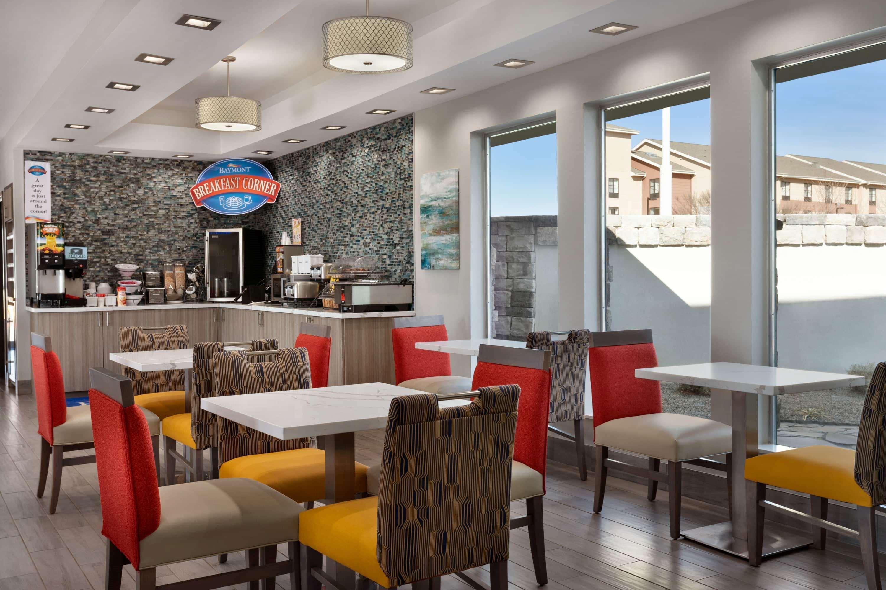 Baymont Inn & Suites Shawnee Luaran gambar