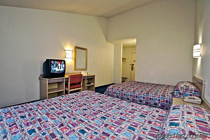 Baymont Inn & Suites Shawnee Luaran gambar